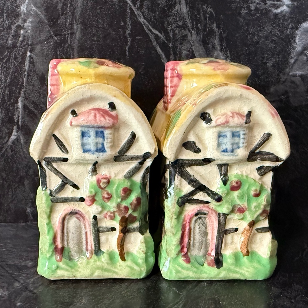 Cottage Salt and Pepper Shakers - Picture 6 of 13